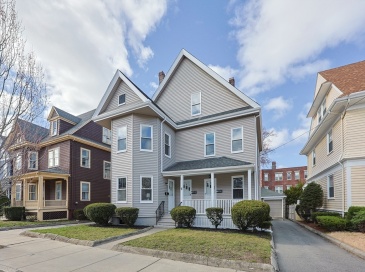 7 Hampshire St, Everett, Massachusetts, 5 Bedrooms Bedrooms, 16 Rooms Rooms,3.5 BathroomsBathrooms,Residential Income,For Sale,Hampshire St,73498700