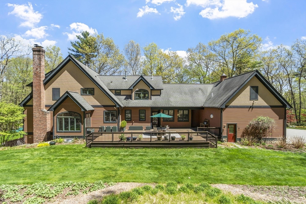 26 Corn Road, Bolton, Massachusetts, 4 Bedrooms Bedrooms, 14 Rooms Rooms,3.5 BathroomsBathrooms,Residential,For Sale,Corn Road,73518033