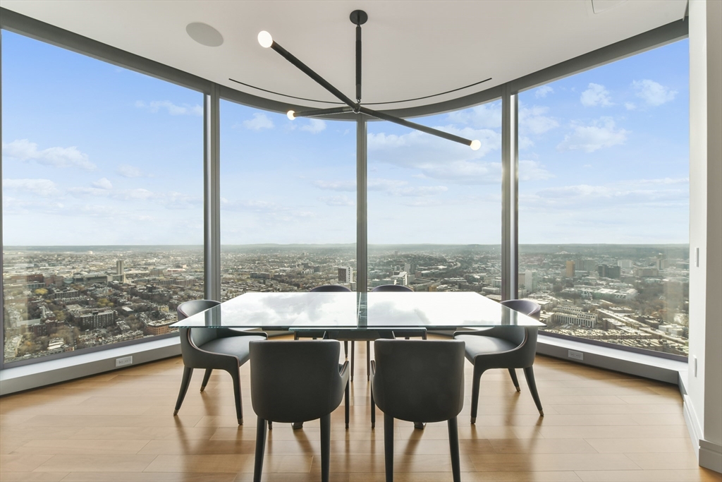 1 Dalton St, Boston, Massachusetts, 3 Bedrooms Bedrooms, 5 Rooms Rooms,3.5 BathroomsBathrooms,Residential,For Sale,Dalton St,73517944