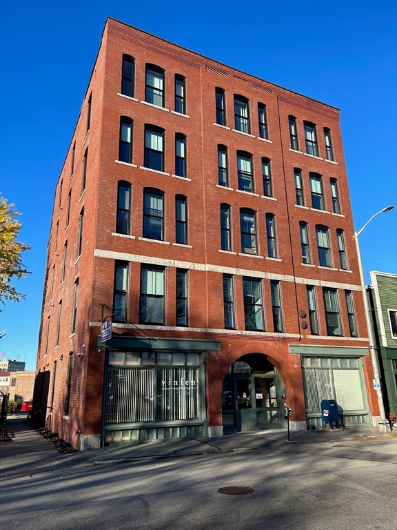 40 Church Street, Lowell, Massachusetts, ,Commercial Lease,For Rent,Church Street,73518320