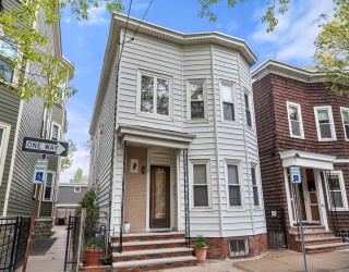 11 Lincoln, Cambridge, Massachusetts, 5 Bedrooms Bedrooms, 15 Rooms Rooms,3 BathroomsBathrooms,Residential Income,For Sale,Lincoln,73518538