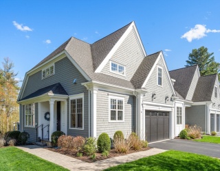 16 Garrison Way, Carlisle, Massachusetts, 2 Bedrooms Bedrooms, 9 Rooms Rooms,3.5 BathroomsBathrooms,Residential,For Sale,Garrison Way,73518322