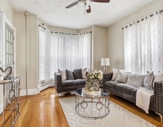 122 Perry St, Central Falls, Rhode Island, 6 Bedrooms Bedrooms, 15 Rooms Rooms,3 BathroomsBathrooms,Residential Income,For Sale,Perry St,73518323