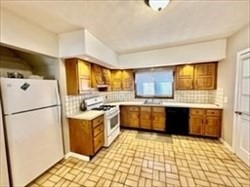 46 Washington Ave, Winthrop, Massachusetts, 2 Bedrooms Bedrooms, 5 Rooms Rooms,1 BathroomBathrooms,Residential Lease,For Rent,Washington Ave,73518360