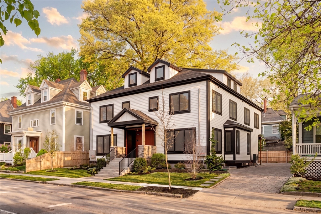 40 Stedman Street, Brookline, Massachusetts, 4 Bedrooms Bedrooms, 12 Rooms Rooms,3.5 BathroomsBathrooms,Residential,For Sale,Stedman Street,73518363