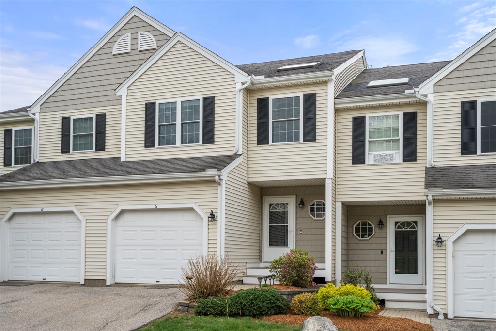 6 Azalea Ln, Grafton, Massachusetts, 2 Bedrooms Bedrooms, 6 Rooms Rooms,2.5 BathroomsBathrooms,Residential,For Sale,Azalea Ln,73518580