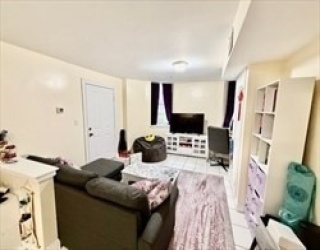 34 Mount Vernon, Boston, Massachusetts, 1 Room Rooms,1 BathroomBathrooms,Residential Lease,For Rent,Mount Vernon,73518376