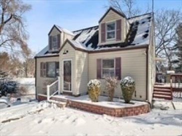 6 Arthur Woods Ave, Burlington, Massachusetts, 3 Bedrooms Bedrooms, 8 Rooms Rooms,2.5 BathroomsBathrooms,Residential,For Sale,Arthur Woods Ave,73518361