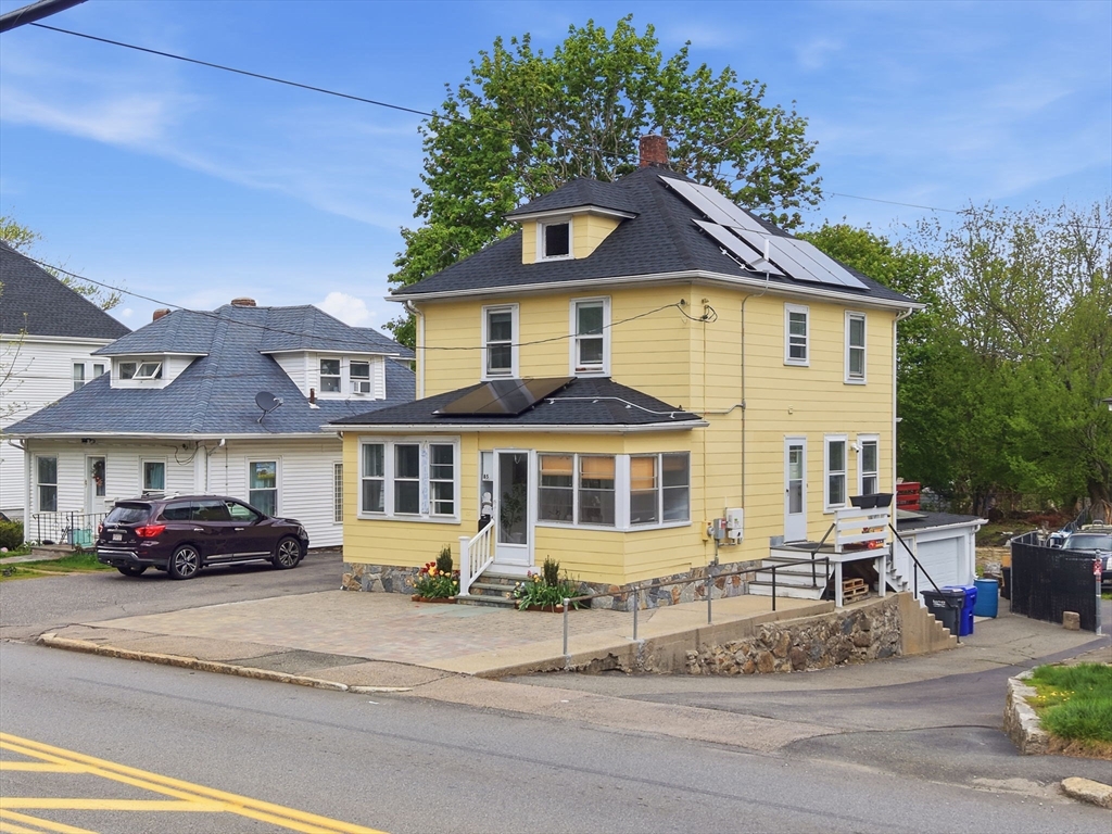85 Purchase St, Milford, Massachusetts, 3 Bedrooms Bedrooms, 7 Rooms Rooms,1.5 BathroomsBathrooms,Residential,For Sale,Purchase St,73518035