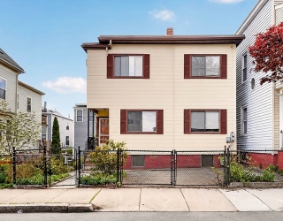 54 Flint Street, Somerville, Massachusetts, 3 Bedrooms Bedrooms, 8 Rooms Rooms,2.5 BathroomsBathrooms,Residential Income,For Sale,Flint Street,73518664