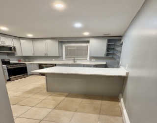 25 Larchmont St, Boston, Massachusetts, 3 Bedrooms Bedrooms, 5 Rooms Rooms,2 BathroomsBathrooms,Residential Lease,For Rent,Larchmont St,73518526