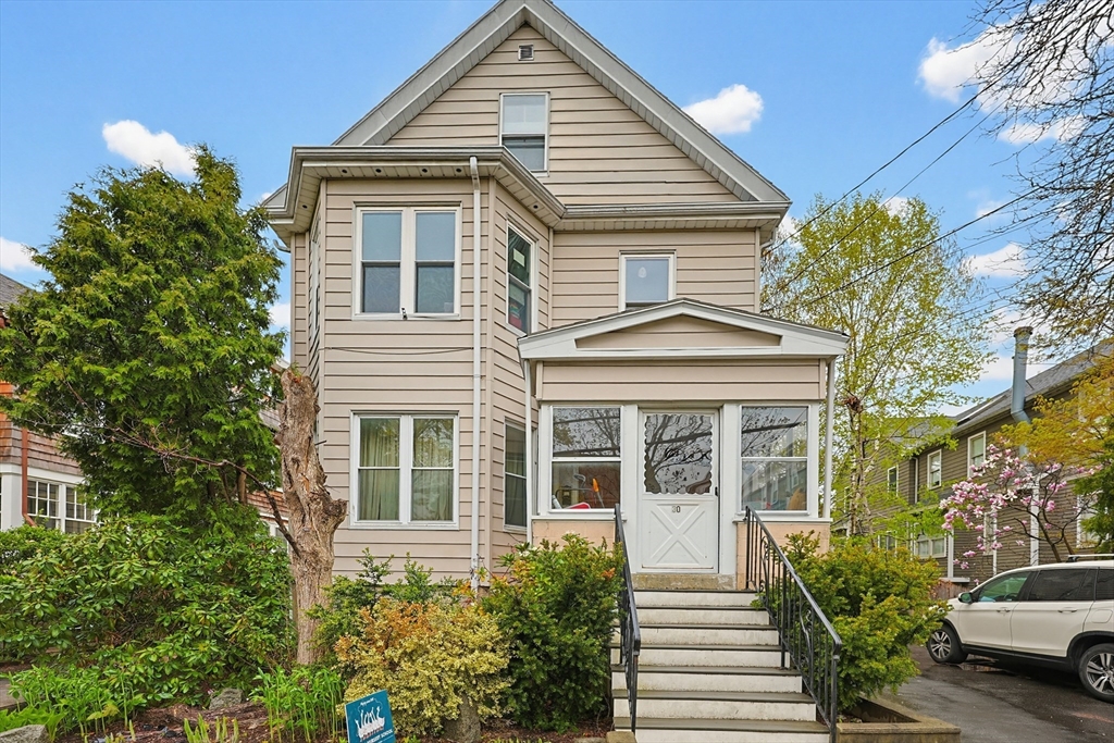 30 Cushing St, Cambridge, Massachusetts, 2 Bedrooms Bedrooms, 4 Rooms Rooms,1 BathroomBathrooms,Residential,For Sale,Cushing St,73518754