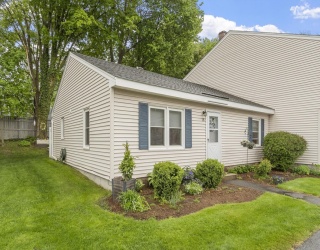 103 Main Street, Pepperell, Massachusetts, 2 Bedrooms Bedrooms, 4 Rooms Rooms,2 BathroomsBathrooms,Residential,For Sale,Main Street,73518975