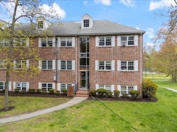 39 Farrwood Ave, North Andover, Massachusetts, 1 Bedroom Bedrooms, 3 Rooms Rooms,1 BathroomBathrooms,Residential,For Sale,Farrwood Ave,73518737 39 Farrwood Ave, North Andover, Massachusetts, 1 Bedroom Bedrooms, 3 Rooms Rooms,1 BathroomBathrooms,Residential,For Sale,Farrwood Ave,73518737