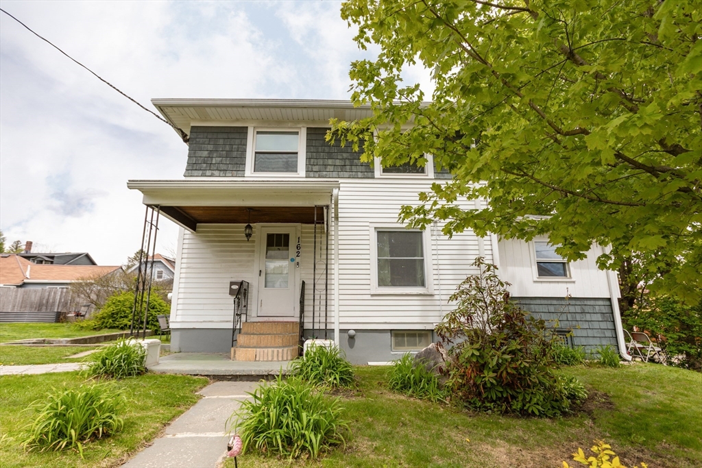 162 West Housatonic, Pittsfield, Massachusetts, 4 Bedrooms Bedrooms, 8 Rooms Rooms,2 BathroomsBathrooms,Residential,For Sale,West Housatonic,73519024