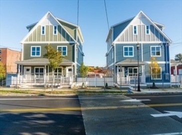 680 South East St., Holyoke, Massachusetts, 3 Bedrooms Bedrooms, 6 Rooms Rooms,1.5 BathroomsBathrooms,Residential,For Sale,South East St.,73518425