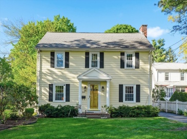 349 Auburndale Ave, Newton, Massachusetts, 4 Bedrooms Bedrooms, 11 Rooms Rooms,3.5 BathroomsBathrooms,Residential,For Sale,Auburndale Ave,73518818 349 Auburndale Ave, Newton, Massachusetts, 4 Bedrooms Bedrooms, 11 Rooms Rooms,3.5 BathroomsBathrooms,Residential,For Sale,Auburndale Ave,73518818