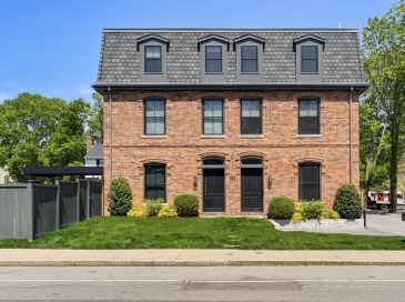 165 River St, Waltham, Massachusetts, 4 Bedrooms Bedrooms, 9 Rooms Rooms,3.5 BathroomsBathrooms,Residential,For Sale,River St,73518827 165 River St, Waltham, Massachusetts, 4 Bedrooms Bedrooms, 9 Rooms Rooms,3.5 BathroomsBathrooms,Residential,For Sale,River St,73518827