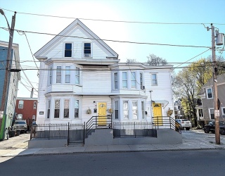 4-6 Chelmsford St, Lawrence, Massachusetts, 9 Bedrooms Bedrooms, 15 Rooms Rooms,4 BathroomsBathrooms,Residential Income,For Sale,Chelmsford St,73518875