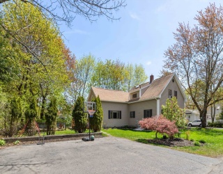 69 Highland Ave, Mansfield, Massachusetts, 3 Bedrooms Bedrooms, 7 Rooms Rooms,1.5 BathroomsBathrooms,Residential,For Sale,Highland Ave,73518882