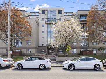 170 Gore St, Cambridge, Massachusetts, 2 Bedrooms Bedrooms, 4 Rooms Rooms,2 BathroomsBathrooms,Residential,For Sale,Gore St,73518877 170 Gore St, Cambridge, Massachusetts, 2 Bedrooms Bedrooms, 4 Rooms Rooms,2 BathroomsBathrooms,Residential,For Sale,Gore St,73518877