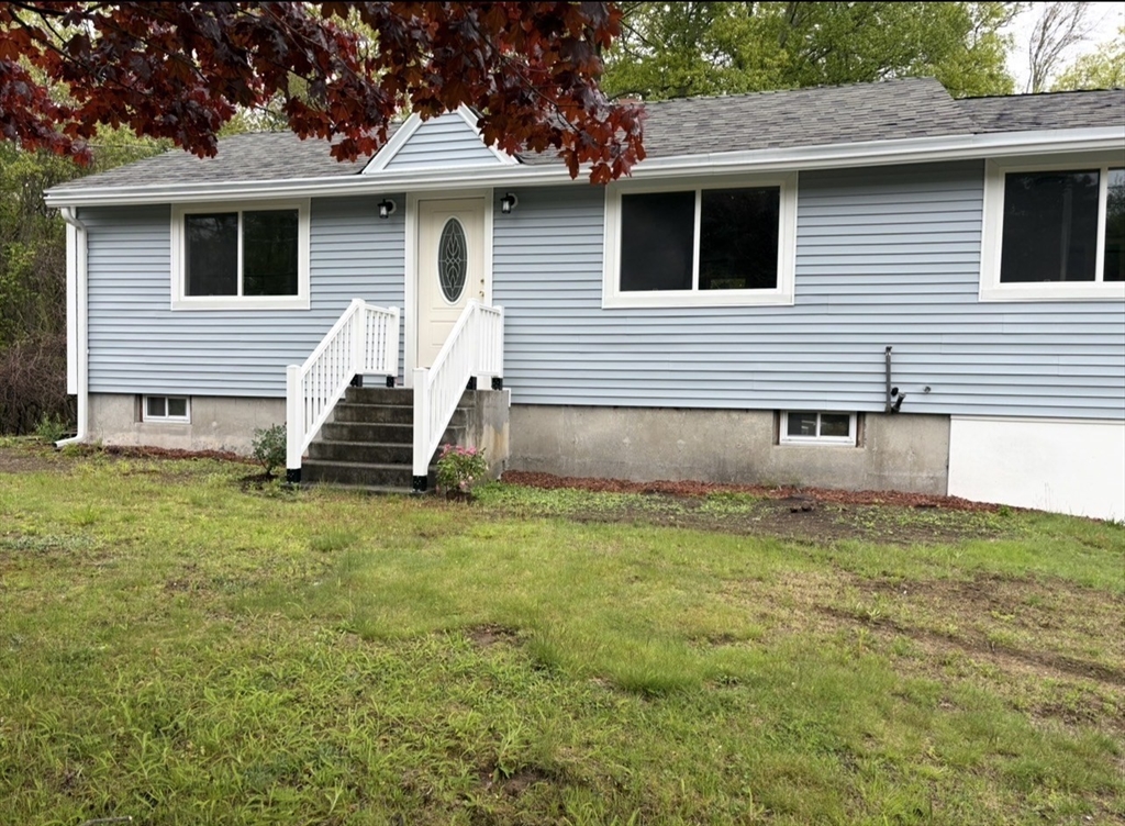 155 Southbridge Road, Oxford, Massachusetts, 3 Bedrooms Bedrooms, 4 Rooms Rooms,1.5 BathroomsBathrooms,Residential,For Sale,Southbridge Road,73518922