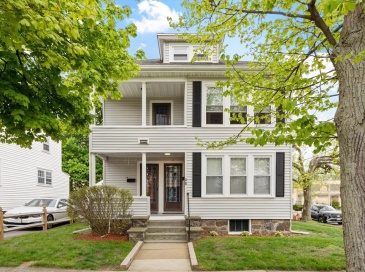 46 Brookline St, Lynn, Massachusetts, 4 Bedrooms Bedrooms, 12 Rooms Rooms,2 BathroomsBathrooms,Residential Income,For Sale,Brookline St,73518933