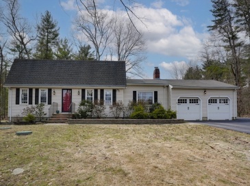 12 Patrick Dr, Northborough, Massachusetts, 4 Bedrooms Bedrooms, 10 Rooms Rooms,2.5 BathroomsBathrooms,Residential,For Sale,Patrick Dr,73488756