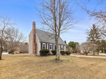 5 Kate Drive, Franklin, Massachusetts, 3 Bedrooms Bedrooms, 6 Rooms Rooms,2 BathroomsBathrooms,Residential,For Sale,Kate Drive,73494334