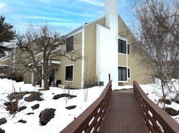7 Concord Greene, Concord, Massachusetts, 2 Bedrooms Bedrooms, 4 Rooms Rooms,2 BathroomsBathrooms,Residential,For Sale,Concord Greene,73499835 7 Concord Greene, Concord, Massachusetts, 2 Bedrooms Bedrooms, 4 Rooms Rooms,2 BathroomsBathrooms,Residential,For Sale,Concord Greene,73499835