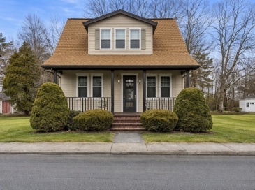 41 Fremont St, Taunton, Massachusetts, 3 Bedrooms Bedrooms, 6 Rooms Rooms,1 BathroomBathrooms,Residential,For Sale,Fremont St,73487541 41 Fremont St, Taunton, Massachusetts, 3 Bedrooms Bedrooms, 6 Rooms Rooms,1 BathroomBathrooms,Residential,For Sale,Fremont St,73487541
