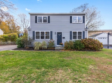 26 Marina Dr., Gloucester, Massachusetts, 4 Bedrooms Bedrooms, 8 Rooms Rooms,2.5 BathroomsBathrooms,Residential,For Sale,Marina Dr.,73452671 26 Marina Dr., Gloucester, Massachusetts, 4 Bedrooms Bedrooms, 8 Rooms Rooms,2.5 BathroomsBathrooms,Residential,For Sale,Marina Dr.,73452671