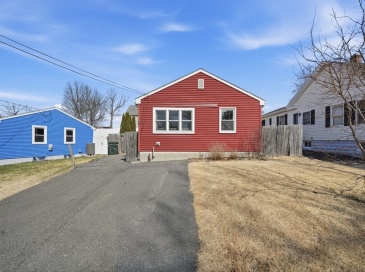88 Agnes St, Springfield, Massachusetts, 3 Bedrooms Bedrooms, 5 Rooms Rooms,1 BathroomBathrooms,Residential,For Sale,Agnes St,73491264 88 Agnes St, Springfield, Massachusetts, 3 Bedrooms Bedrooms, 5 Rooms Rooms,1 BathroomBathrooms,Residential,For Sale,Agnes St,73491264