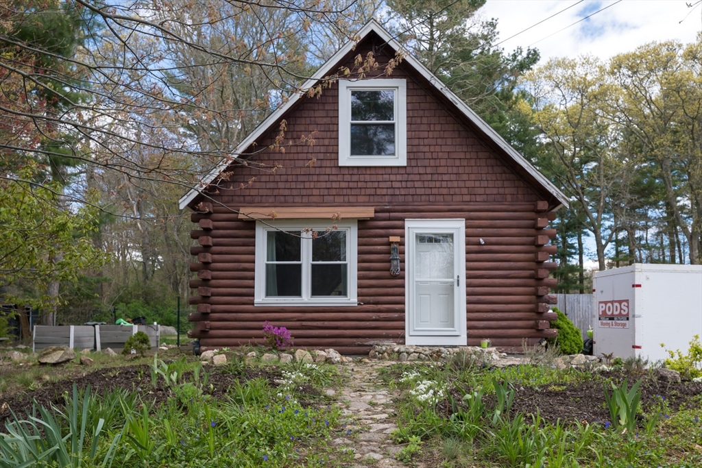792 Mill St, Marion, Massachusetts, 2 Bedrooms Bedrooms, 5 Rooms Rooms,1 BathroomBathrooms,Residential,For Sale,Mill St,73518945