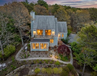 87 Rockledge Dr, Falmouth, Massachusetts, 3 Bedrooms Bedrooms, 6 Rooms Rooms,3 BathroomsBathrooms,Residential,For Sale,Rockledge Dr,73519112
