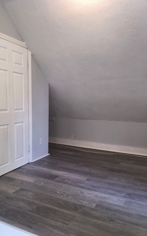 15 Studley St, New Bedford, Massachusetts, 2 Bedrooms Bedrooms, 5 Rooms Rooms,1 BathroomBathrooms,Residential Lease,For Rent,Studley St,73519399