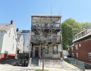 15 Shurtleff Street, Chelsea, Massachusetts, 6 Bedrooms Bedrooms, 12 Rooms Rooms,3 BathroomsBathrooms,Residential Income,For Sale,Shurtleff Street,73519638
