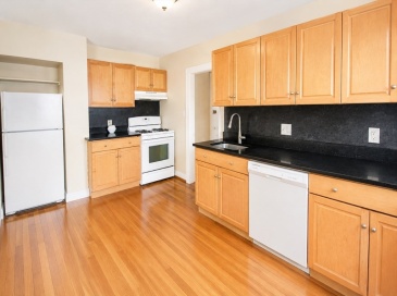 136 Spring St, Boston, Massachusetts, 1 Bedroom Bedrooms, 4 Rooms Rooms,1 BathroomBathrooms,Residential Lease,For Rent,Spring St,73519645 136 Spring St, Boston, Massachusetts, 1 Bedroom Bedrooms, 4 Rooms Rooms,1 BathroomBathrooms,Residential Lease,For Rent,Spring St,73519645