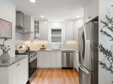 5 Hearn St, Watertown, Massachusetts, 5 Bedrooms Bedrooms, 10 Rooms Rooms,3 BathroomsBathrooms,Residential Income,For Sale,Hearn St,73519403