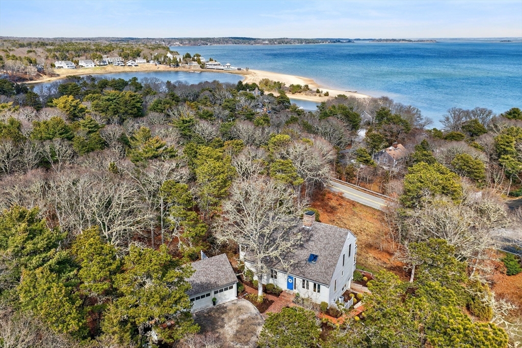 2084 Ma 28 Head Of The Bay Road, Harwich, Massachusetts, 3 Bedrooms Bedrooms, 6 Rooms Rooms,3 BathroomsBathrooms,Residential,For Sale,Ma 28 Head Of The Bay Road,73497407