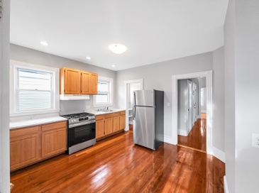 14-16 Arcola Street, Boston, Massachusetts, 2 Bedrooms Bedrooms, 5 Rooms Rooms,1 BathroomBathrooms,Residential Lease,For Rent,Arcola Street,73498559