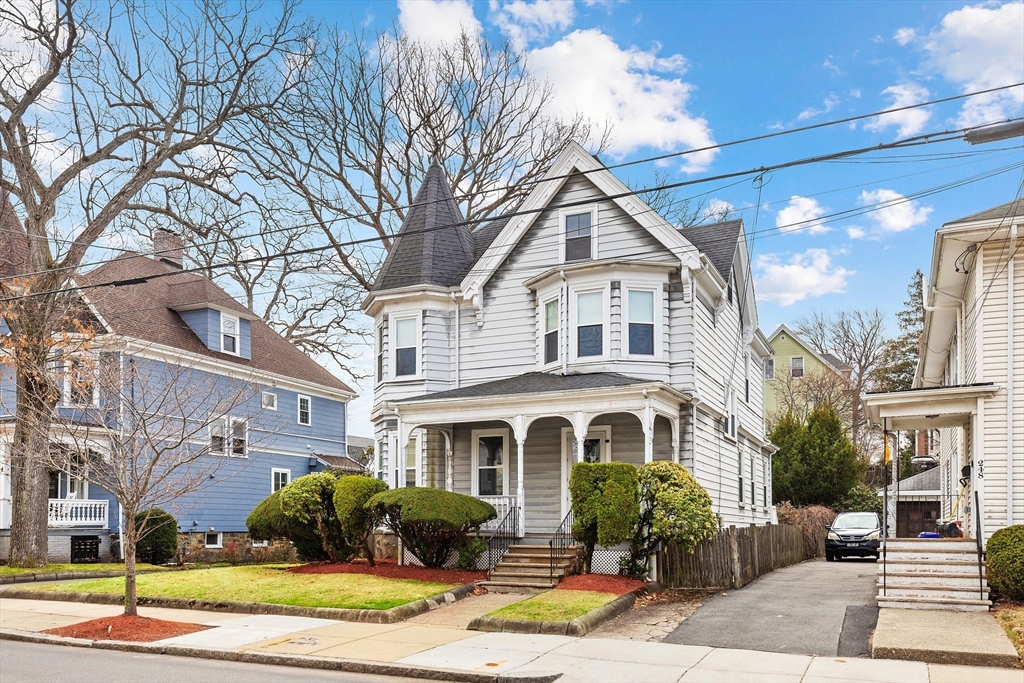 246 Clifton Street, Malden, Massachusetts, 6 Bedrooms Bedrooms, 8 Rooms Rooms,1.5 BathroomsBathrooms,Residential,For Sale,Clifton Street,73498869