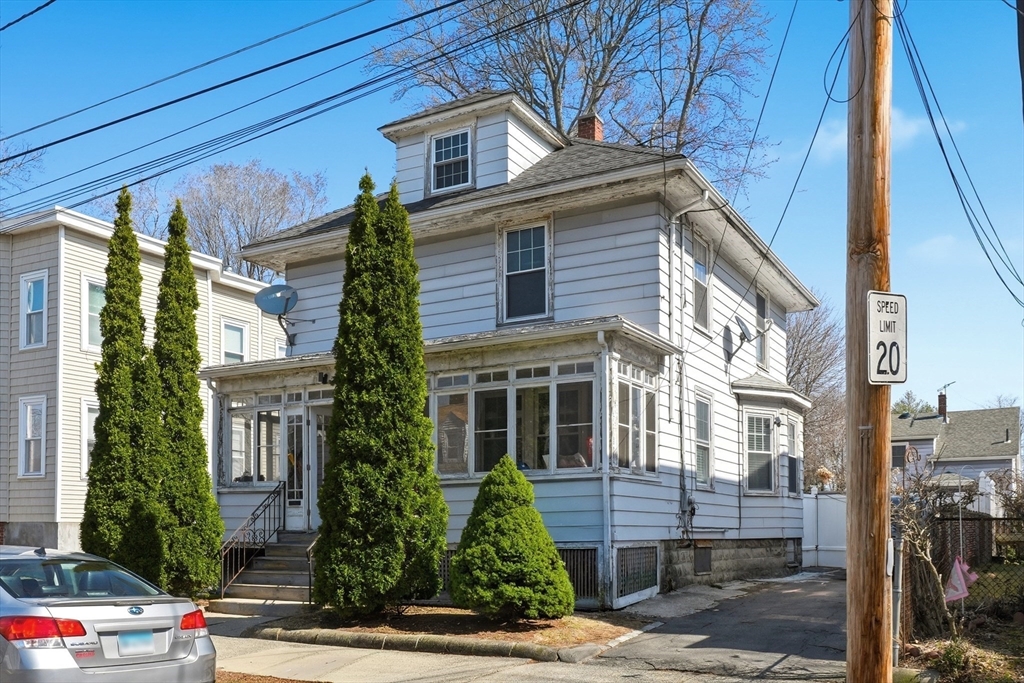 90 Newton Ave, Lynn, Massachusetts, 3 Bedrooms Bedrooms, 7 Rooms Rooms,1.5 BathroomsBathrooms,Residential,For Sale,Newton Ave,73490508