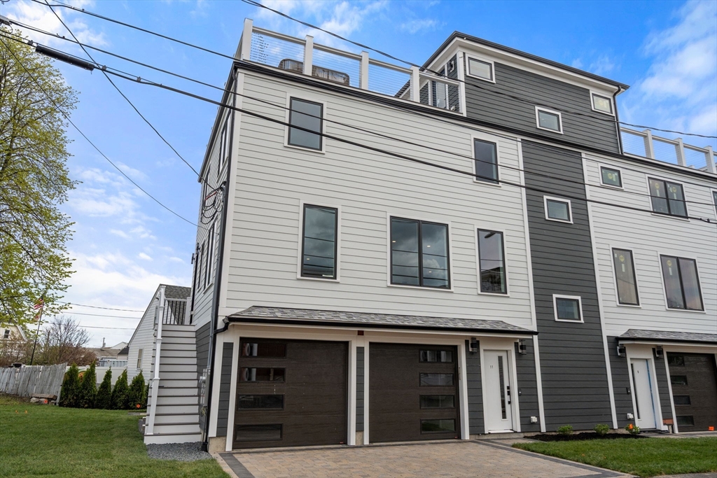 11 Billow Ave, Revere, Massachusetts, 4 Bedrooms Bedrooms, 7 Rooms Rooms,4 BathroomsBathrooms,Residential,For Sale,Billow Ave,73519244