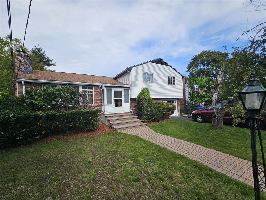 56 Great Meadow Road, Newton, Massachusetts, 3 Bedrooms Bedrooms, 8 Rooms Rooms,1.5 BathroomsBathrooms,Residential Lease,For Rent,Great Meadow Road,73519505
