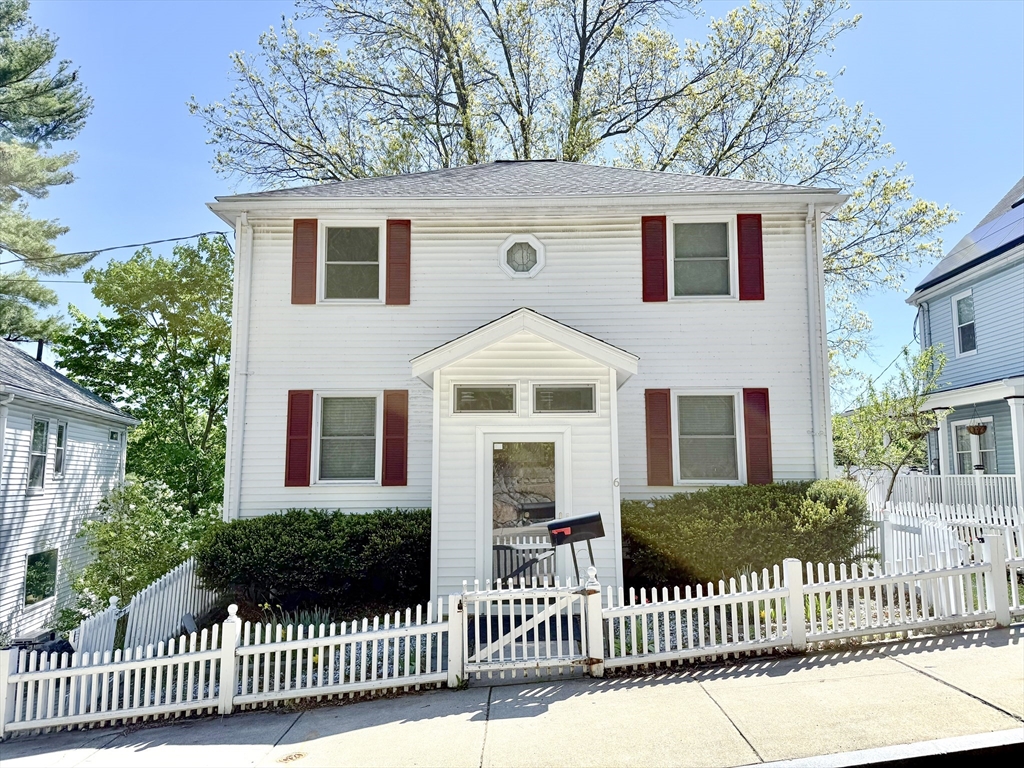 6 Larch St, Boston, Massachusetts, 3 Bedrooms Bedrooms, 7 Rooms Rooms,2.5 BathroomsBathrooms,Residential Lease,For Rent,Larch St,73519674