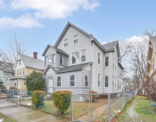 16 Amherst St, Springfield, Massachusetts, 3 Bedrooms Bedrooms, 6 Rooms Rooms,1 BathroomBathrooms,Residential Lease,For Rent,Amherst St,73519703