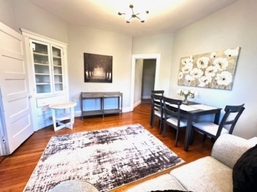 1617-1619 Massachusetts Ave, Cambridge, Massachusetts, 2 Bedrooms Bedrooms, 5 Rooms Rooms,1 BathroomBathrooms,Residential Lease,For Rent,Massachusetts Ave,73519764
