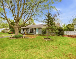 304 Bushee Road, Swansea, Massachusetts, 3 Bedrooms Bedrooms, 6 Rooms Rooms,2 BathroomsBathrooms,Residential,For Sale,Bushee Road,73519463