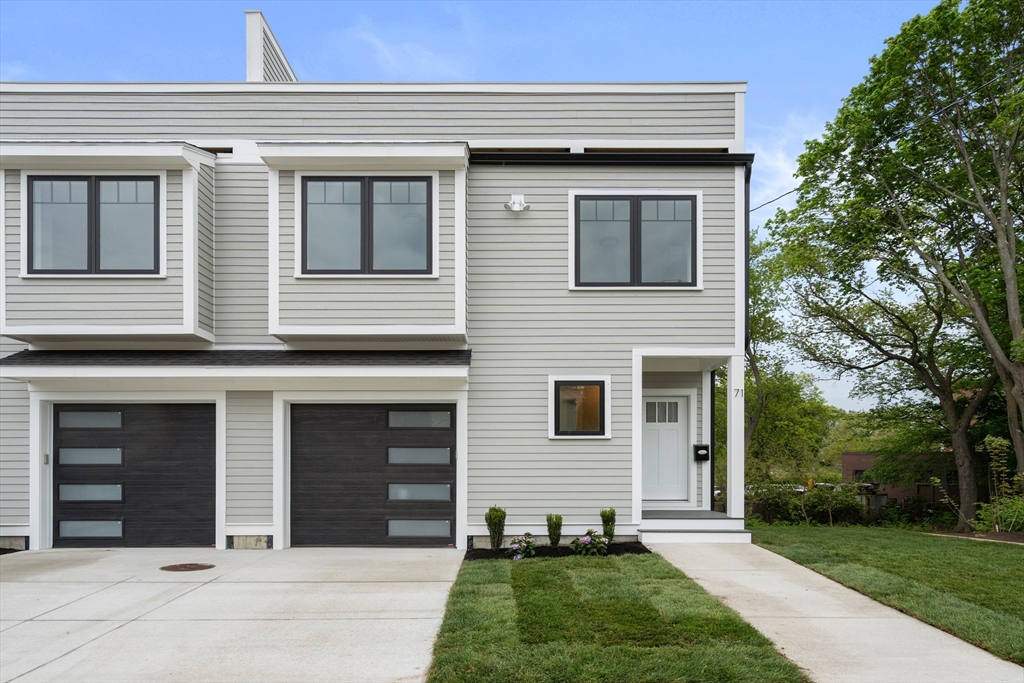71 Mystic St, Arlington, Massachusetts, 4 Bedrooms Bedrooms, 13 Rooms Rooms,4.5 BathroomsBathrooms,Residential,For Sale,Mystic St,73519527